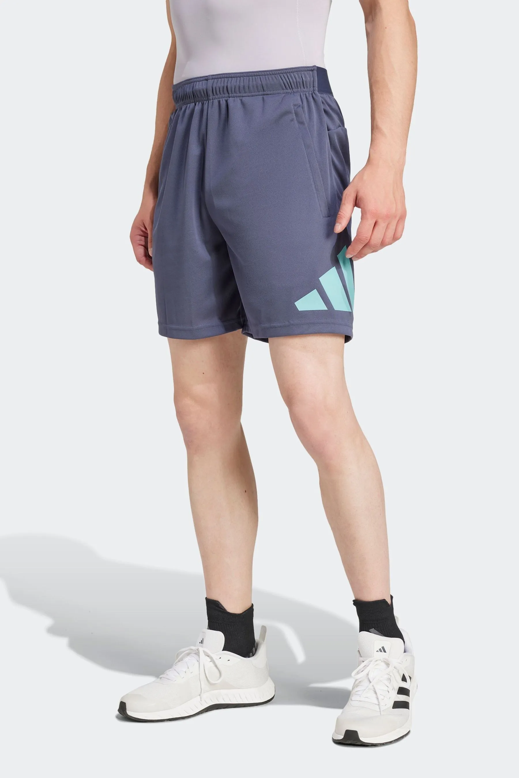 adidas Train Must-have - Shorts da allenamento con logo    