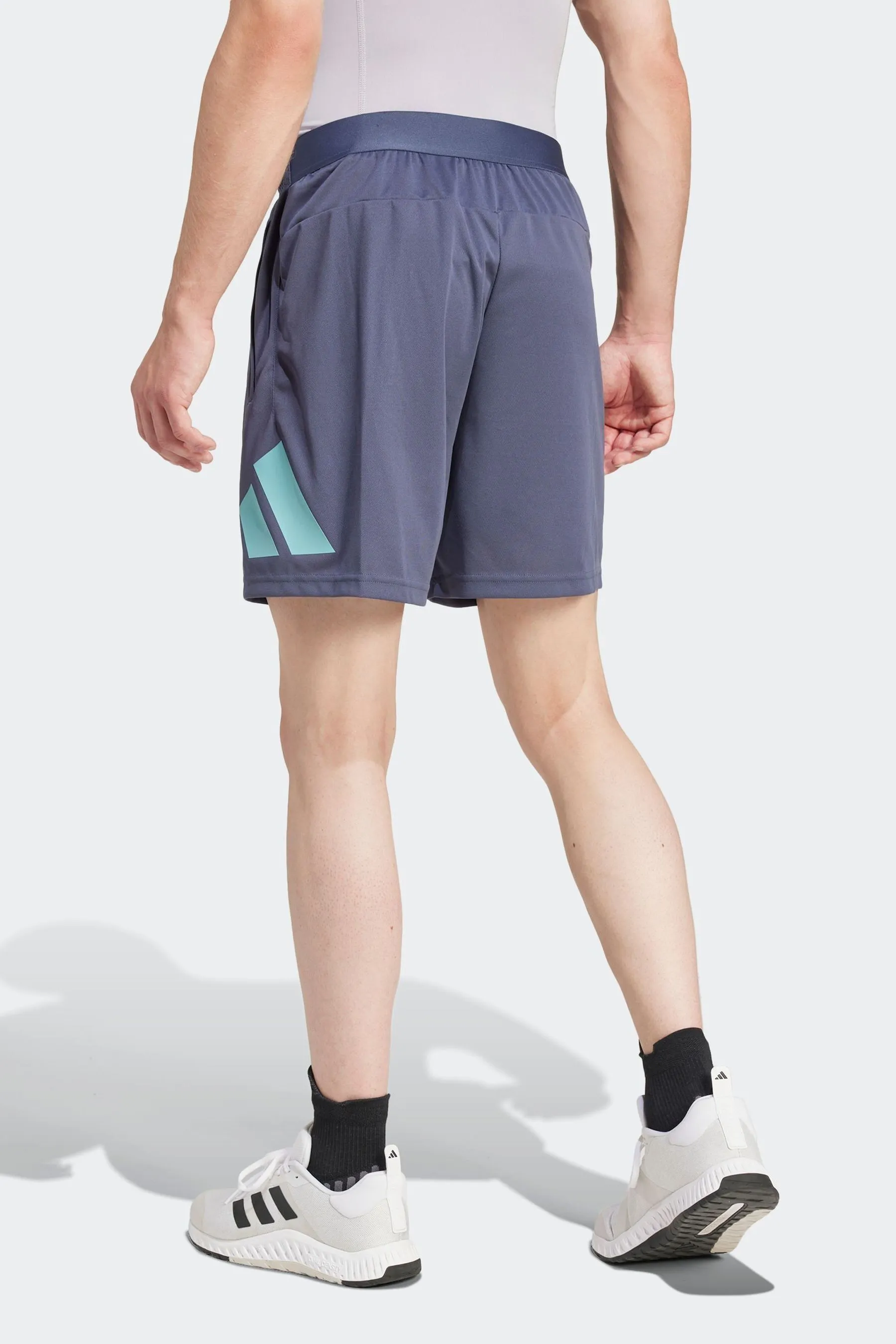 adidas Train Must-have - Shorts da allenamento con logo    
