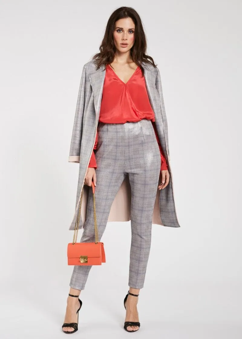 Blusa con scollo a V