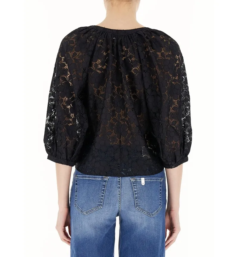 Blusa in macramé