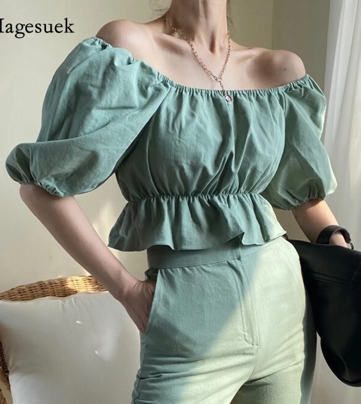 Camicetta da donna a maniche corte estiva Moda scollo a barchetta con spalle scoperte Top corto arruffato Camicia a vita elastic