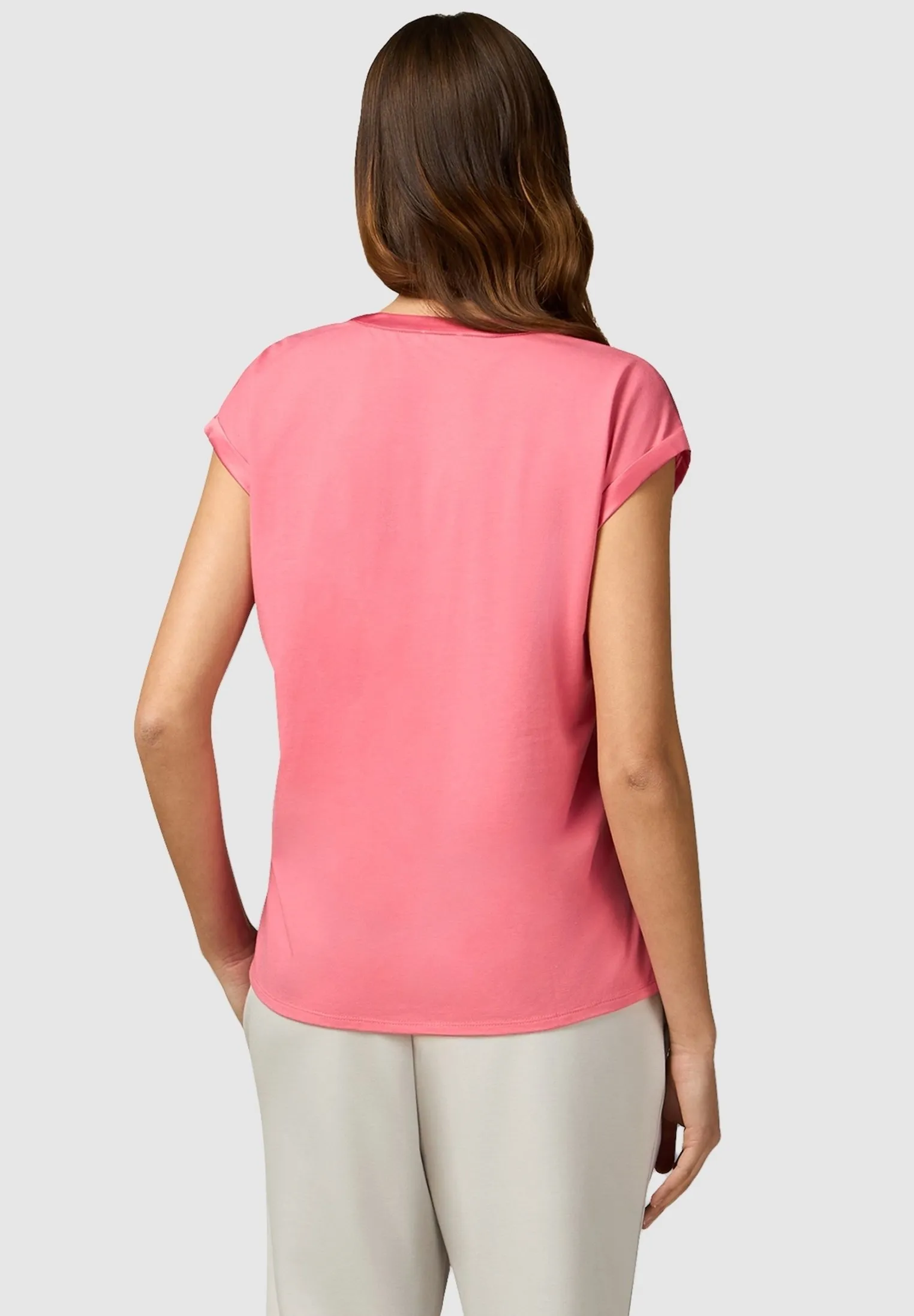 CON SCOLLO A V - T-shirt basic