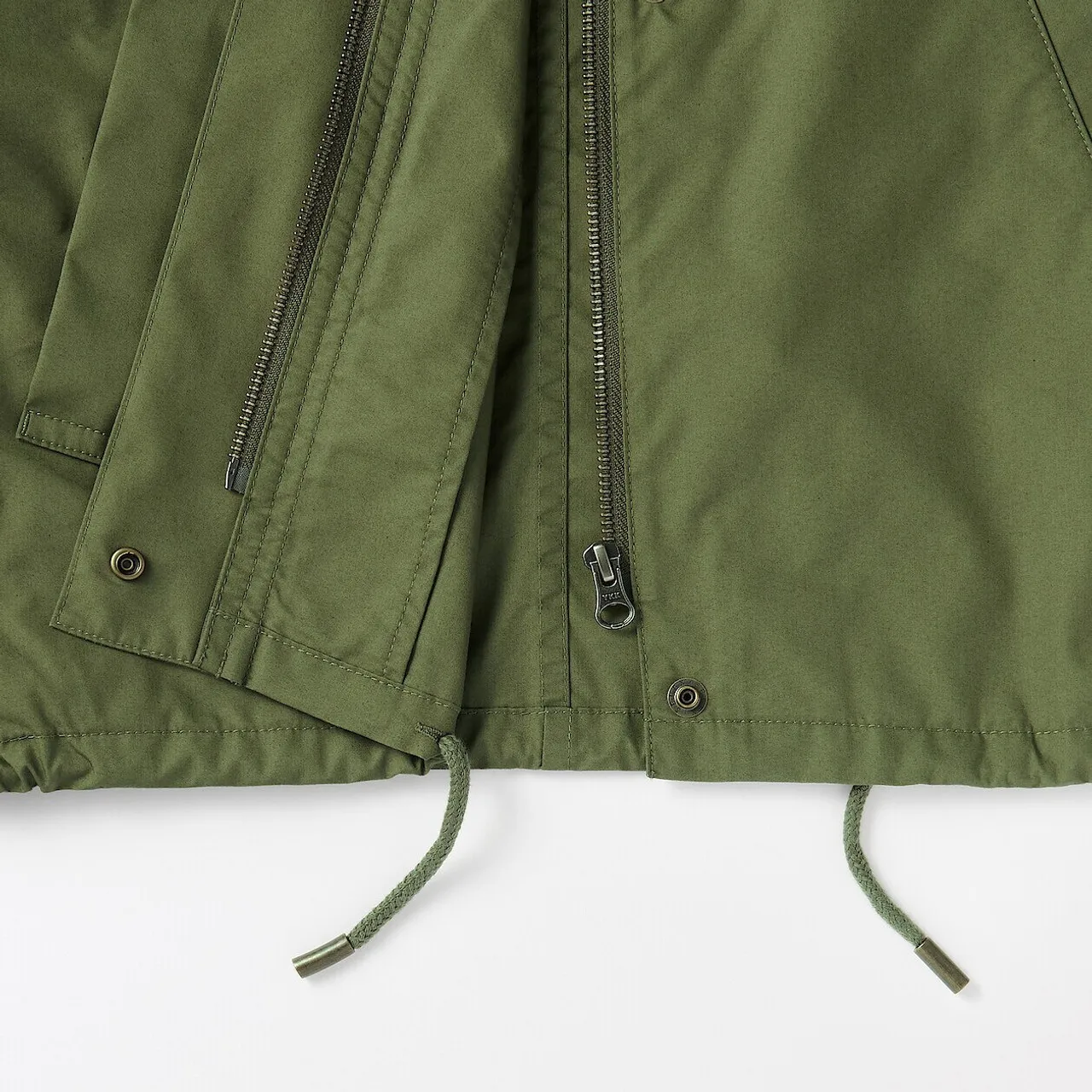 Giacca idrorepellente con cappuccio 24S