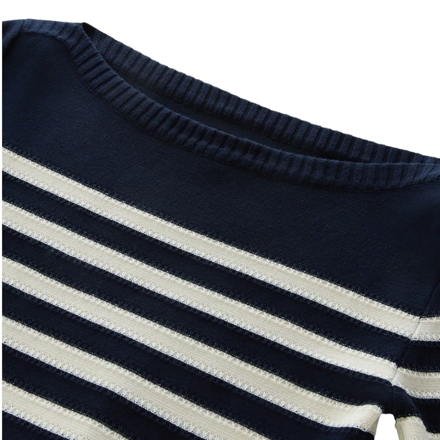 Maglia in puro cotone con scollo a barca