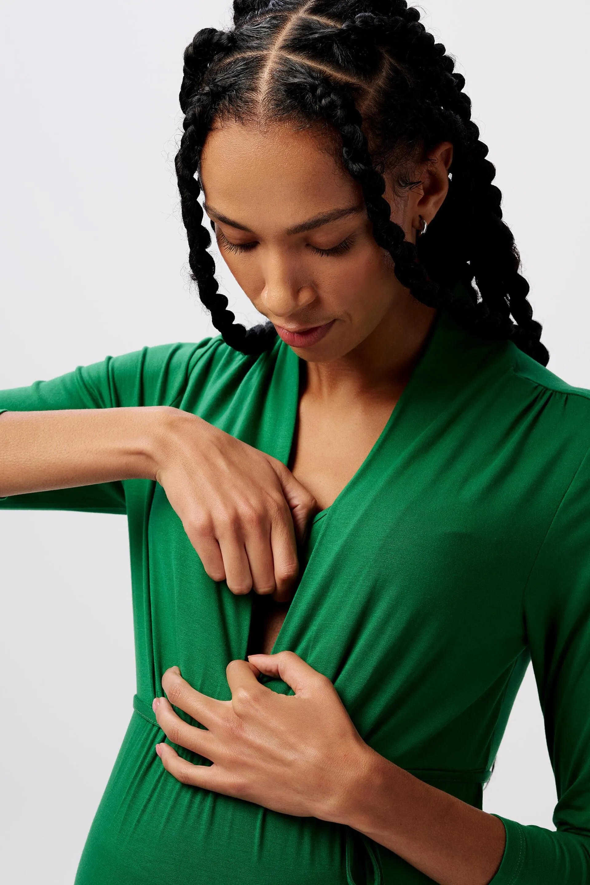 Maglia premaman con scollo a V e maniche lunghe