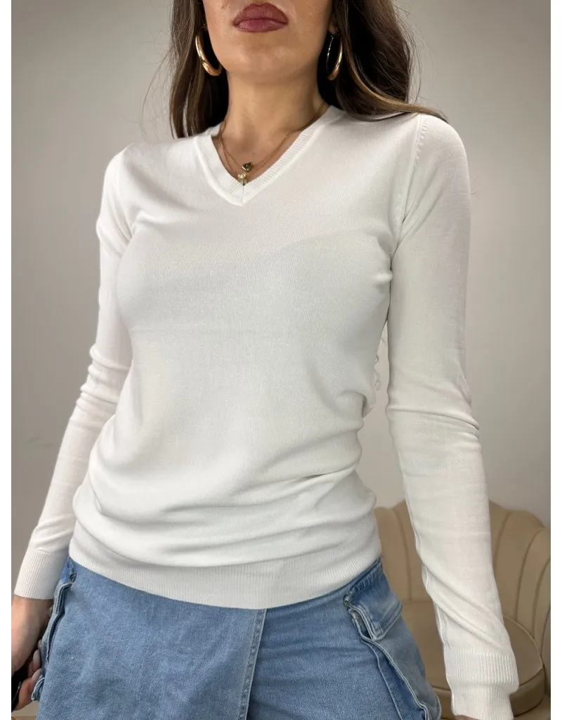 MAGLIA PRIMAVERILE SCOLLO A V BIANCO