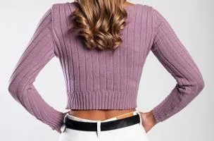 Maglietta lavorata a maglia con scollo rotondo, lilla