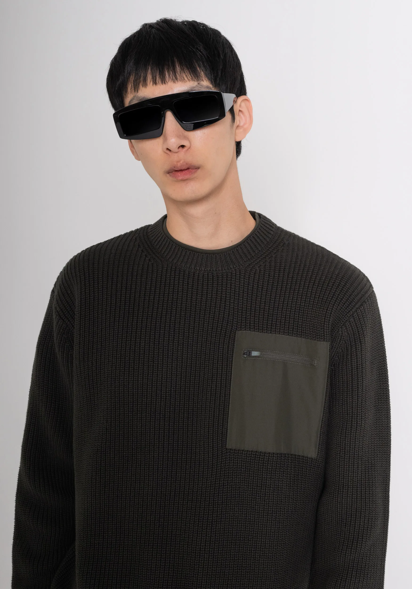 MAGLIONE RELAXED FIT IN COTONE CON TASCA