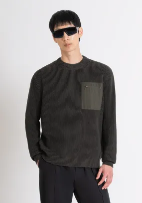 MAGLIONE RELAXED FIT IN COTONE CON TASCA