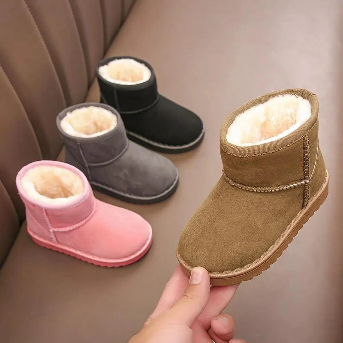 Moda bambini scarpe casual per ragazze ragazzi stivali da neve in cotone nuovo 2024 inverno caldo peluche stivali per bambini sc