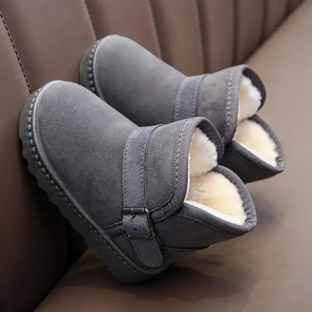 Moda bambini scarpe casual per ragazze ragazzi stivali da neve in cotone nuovo 2024 inverno caldo peluche stivali per bambini sc