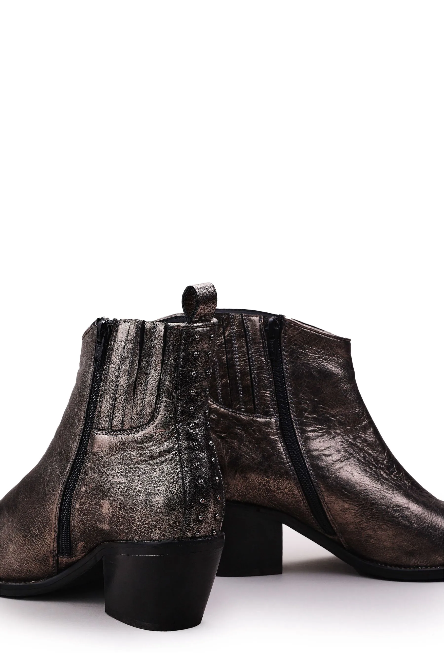 Moda In Pelle Dettagli metallizzati - Stivali western