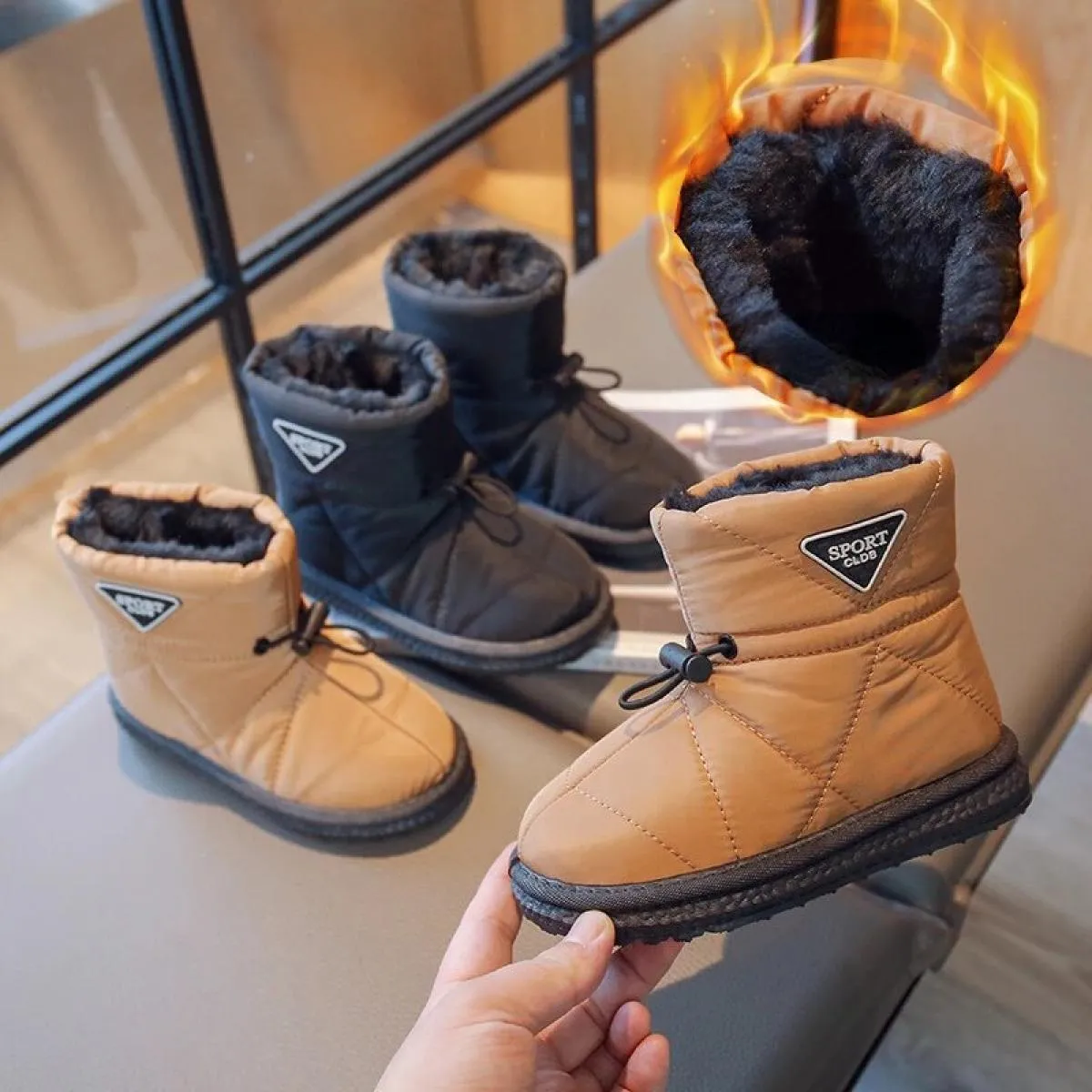 Nuovi stivali da neve per ragazzi invernali 2024 scarpe di cotone calde per bambini con stivali impermeabili in cashmere spesso