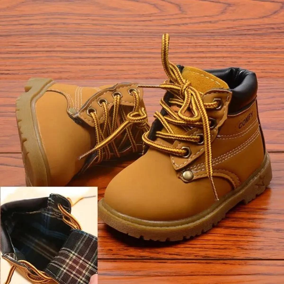Nuovo 2024 Autunno Inverno Stivali per bambini Scarpe per bambini Bambini Stivali da neve in peluche Ragazzi Ragazze Moda Bambin