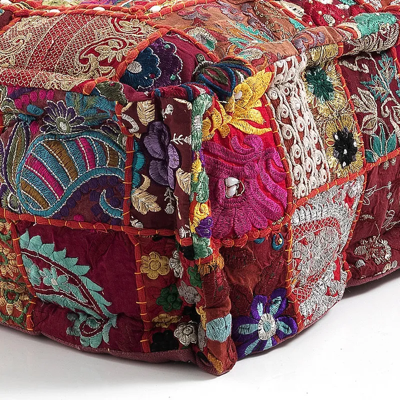 OresteLuchetta Pouf quadrato YANTRA RED PATCH