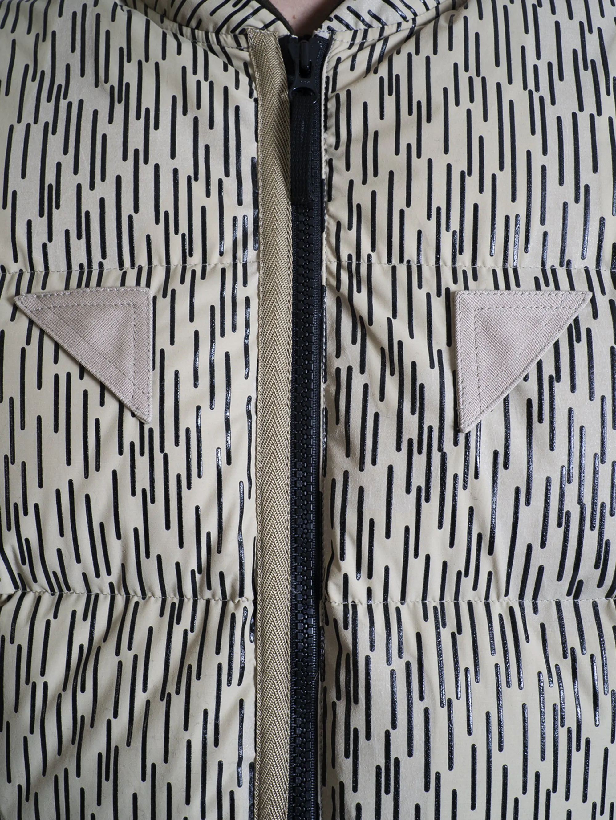Piumino in Naslan Light Watro Rain Camo Reflective Ecrù