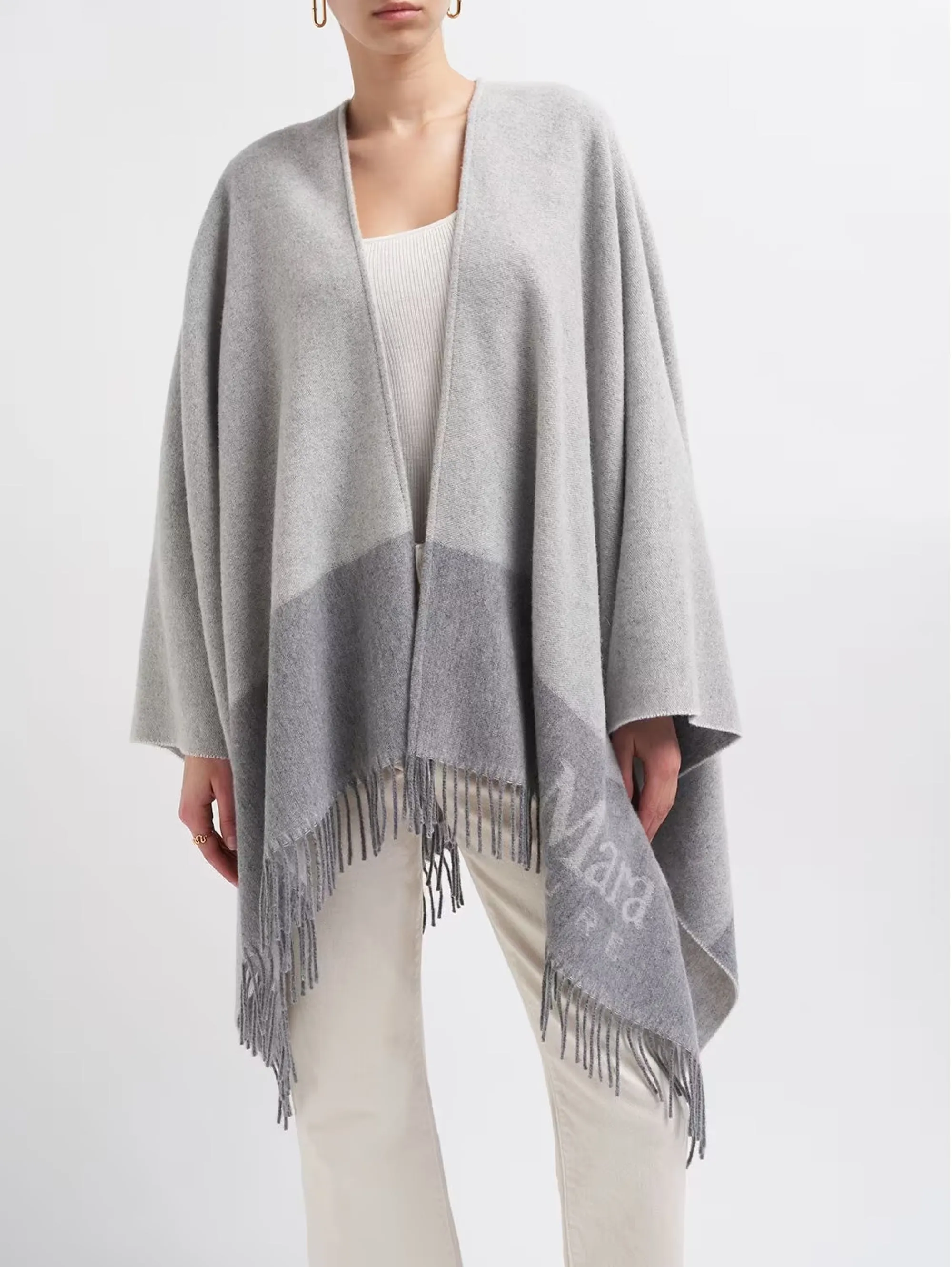 Poncho con Frange e Logo Jacquard Grigio