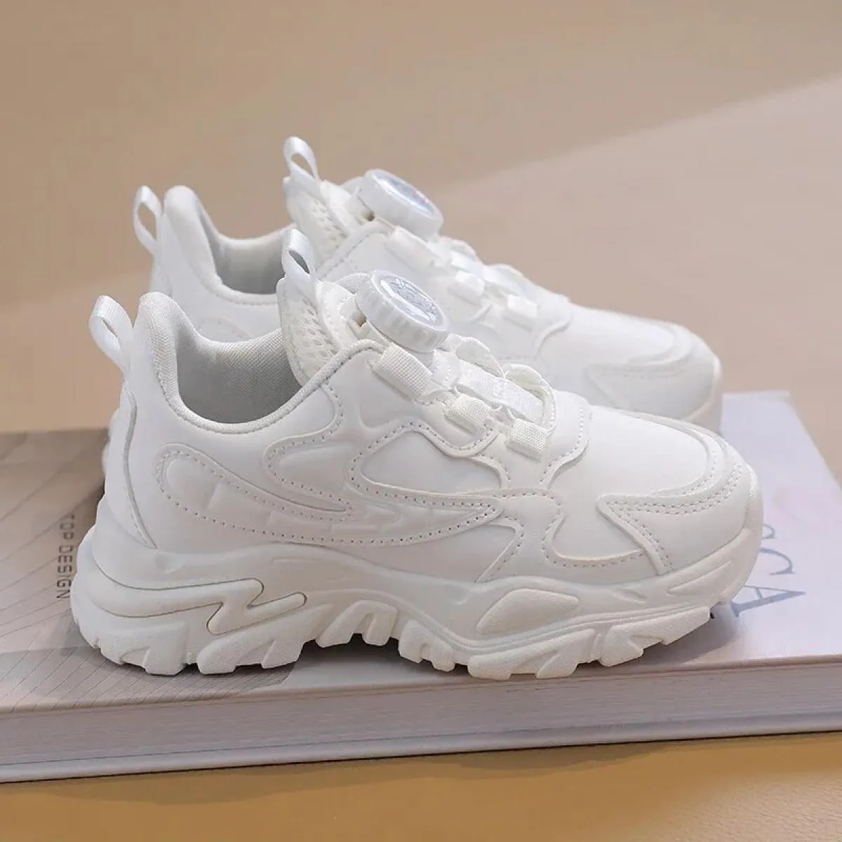 Scarpe da ginnastica Fondo spesso Punta tonda Flessibile per esterni Consigliata Impermeabile Comoda Alla moda Tutte le partite
