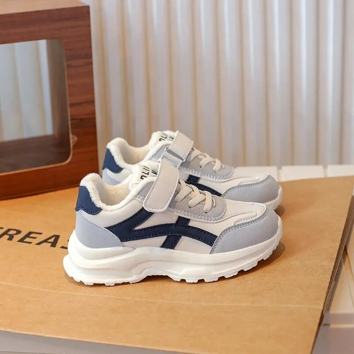 Scarpe da ginnastica per bambini Ragazzo Punta tonda Flessibile per escursioni all'aria aperta Impermeabile Confortevole Alla mo