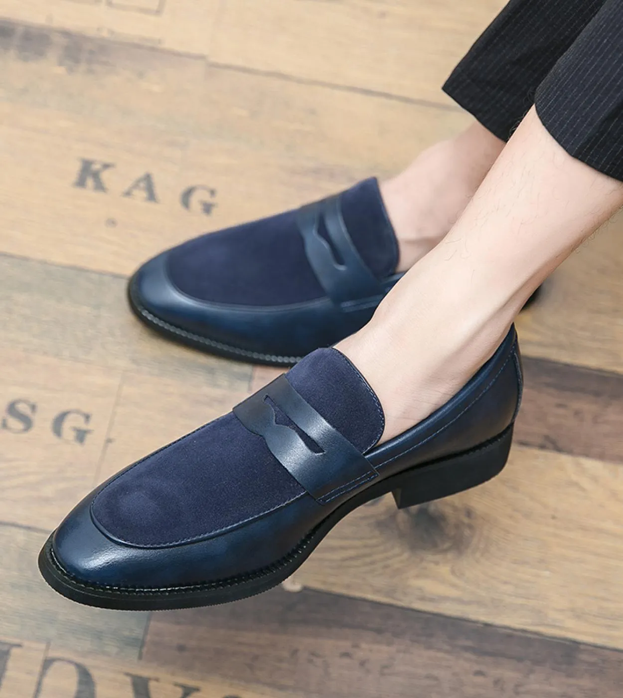 Scarpe da sera classiche da uomo Calzature da ufficio per la moda da sposa Scarpe da uomo comode in pelle scamosciata di moda di