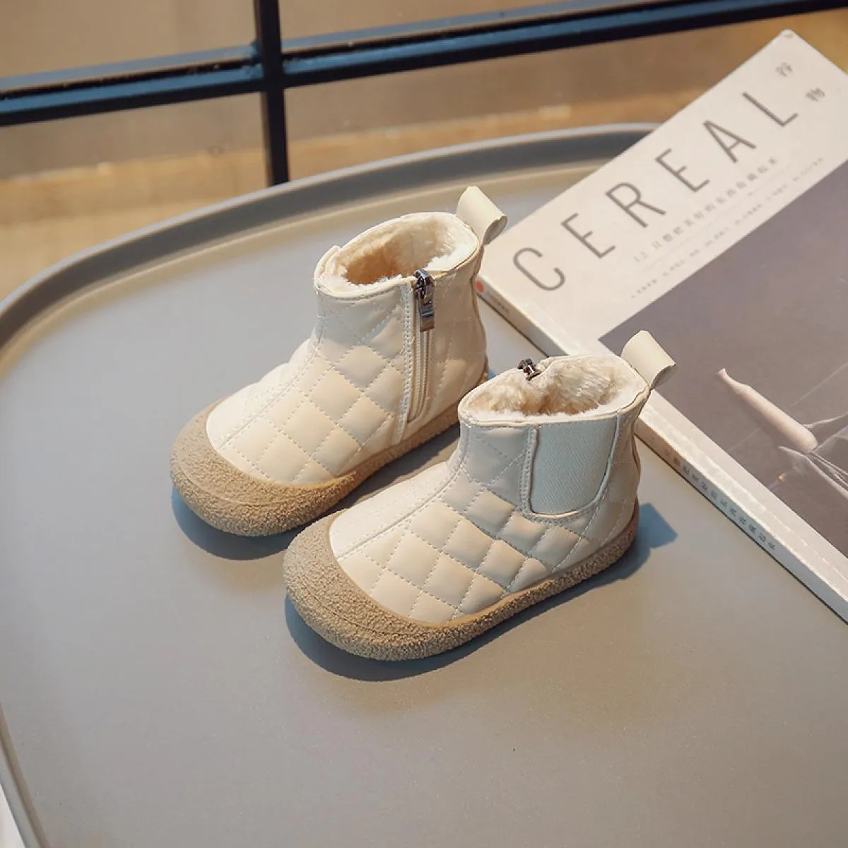 Scarpe invernali alte stile inglese per bambini Stivali eleganti in pelle scozzese per bambini Stivali da neve per ragazzi caldi
