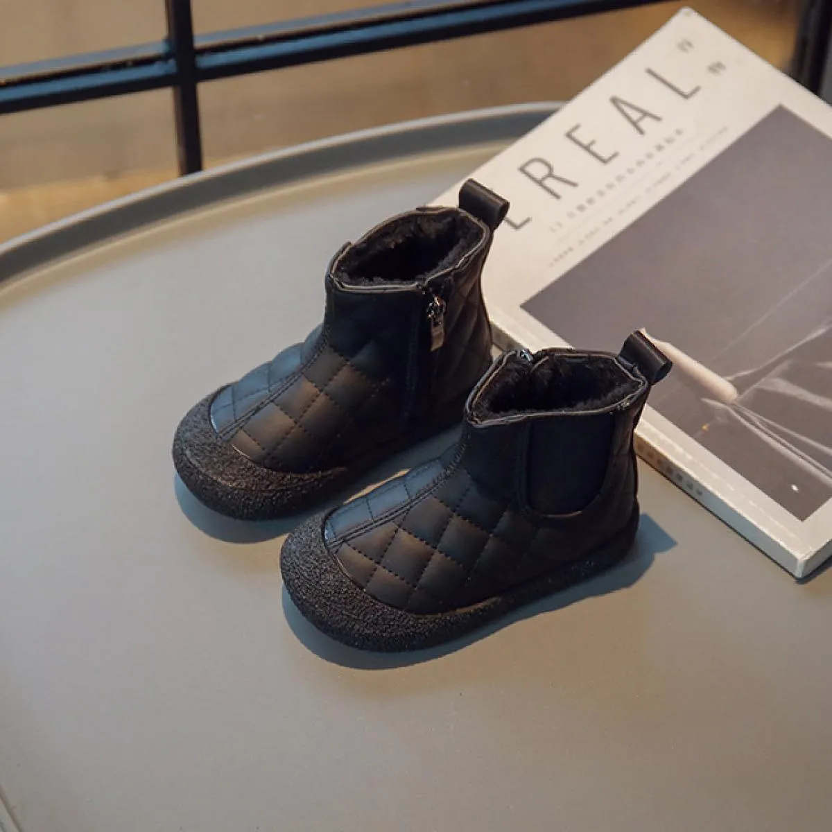 Scarpe invernali alte stile inglese per bambini Stivali eleganti in pelle scozzese per bambini Stivali da neve per ragazzi caldi
