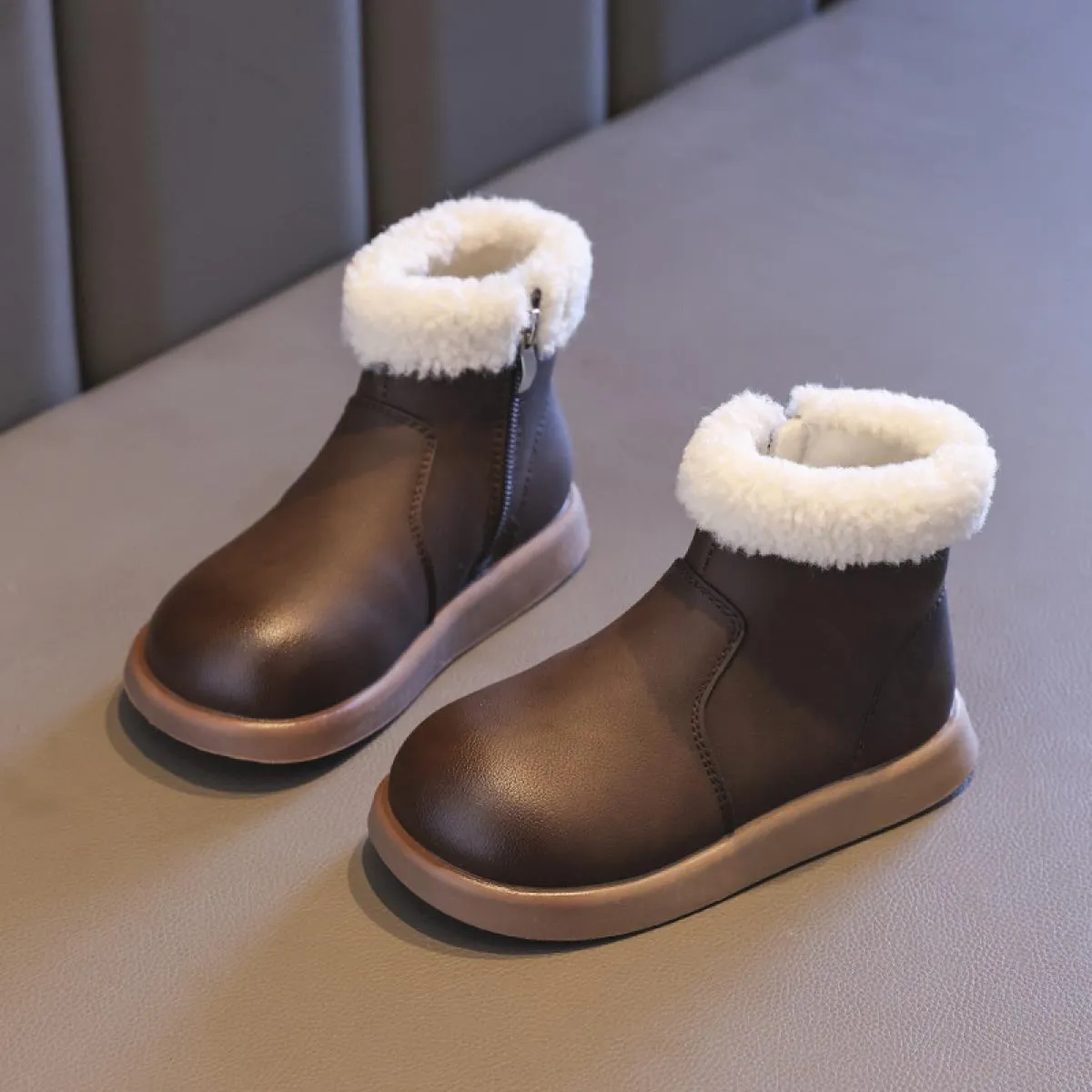 Stivali da neve per bambini Ragazze tacco piatto Stivale a metà polpaccio Calzature invernali Stivali Designer di lusso Punta to