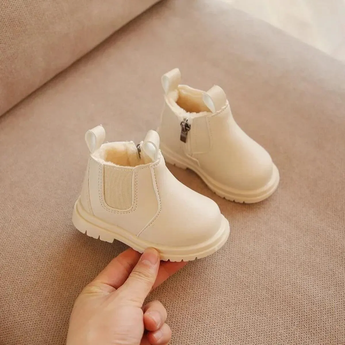 Stivali da neve per bambini vintage Nuovi stivali di pelliccia con piattaforma rosa 2024 per ragazze Bambini Inverno per bambini