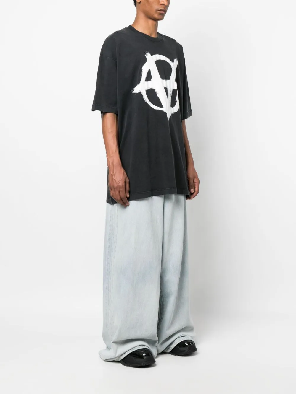 t-shirt anarchy nera