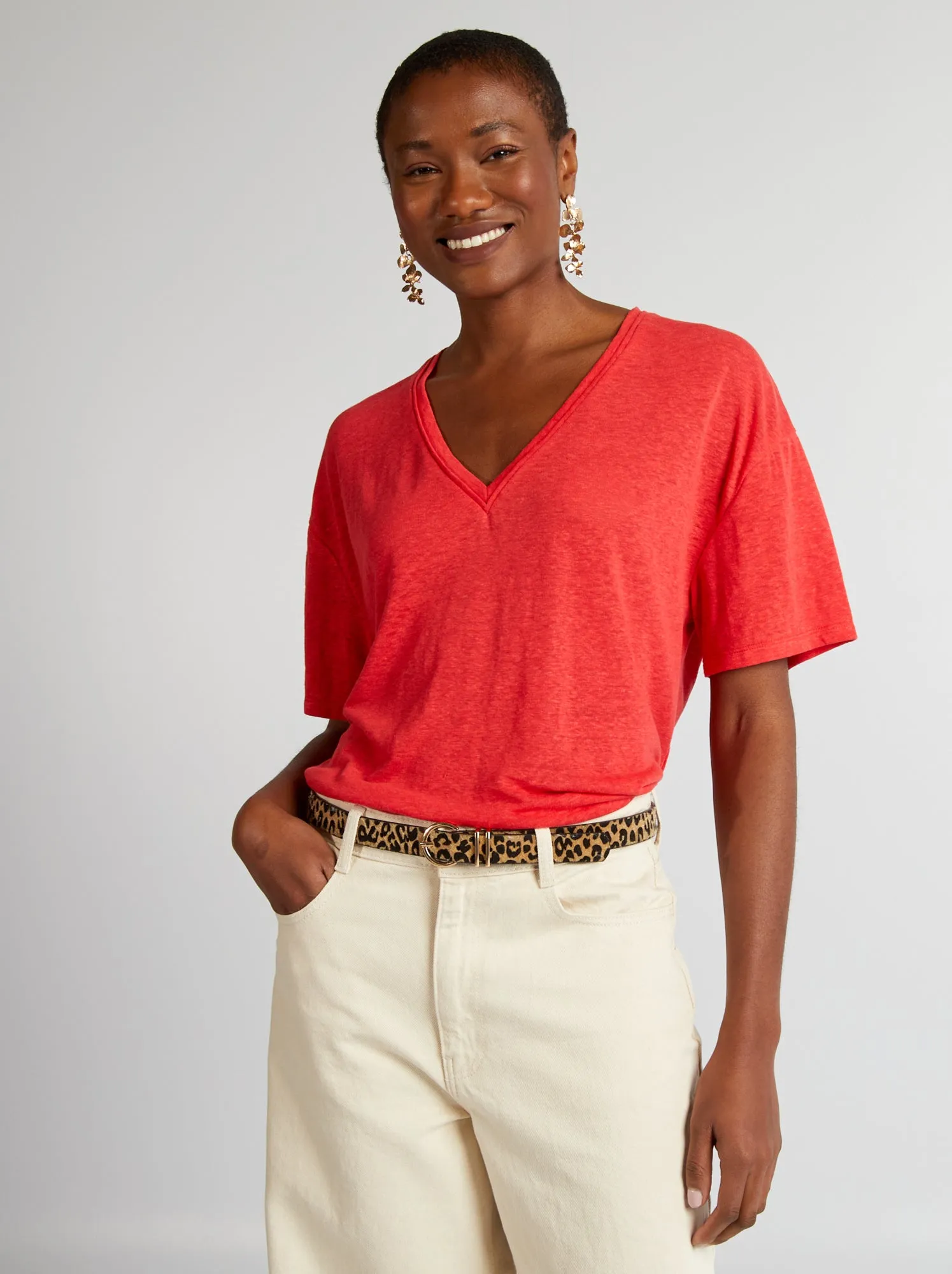 T-shirt con scollo a V con lino - rosso