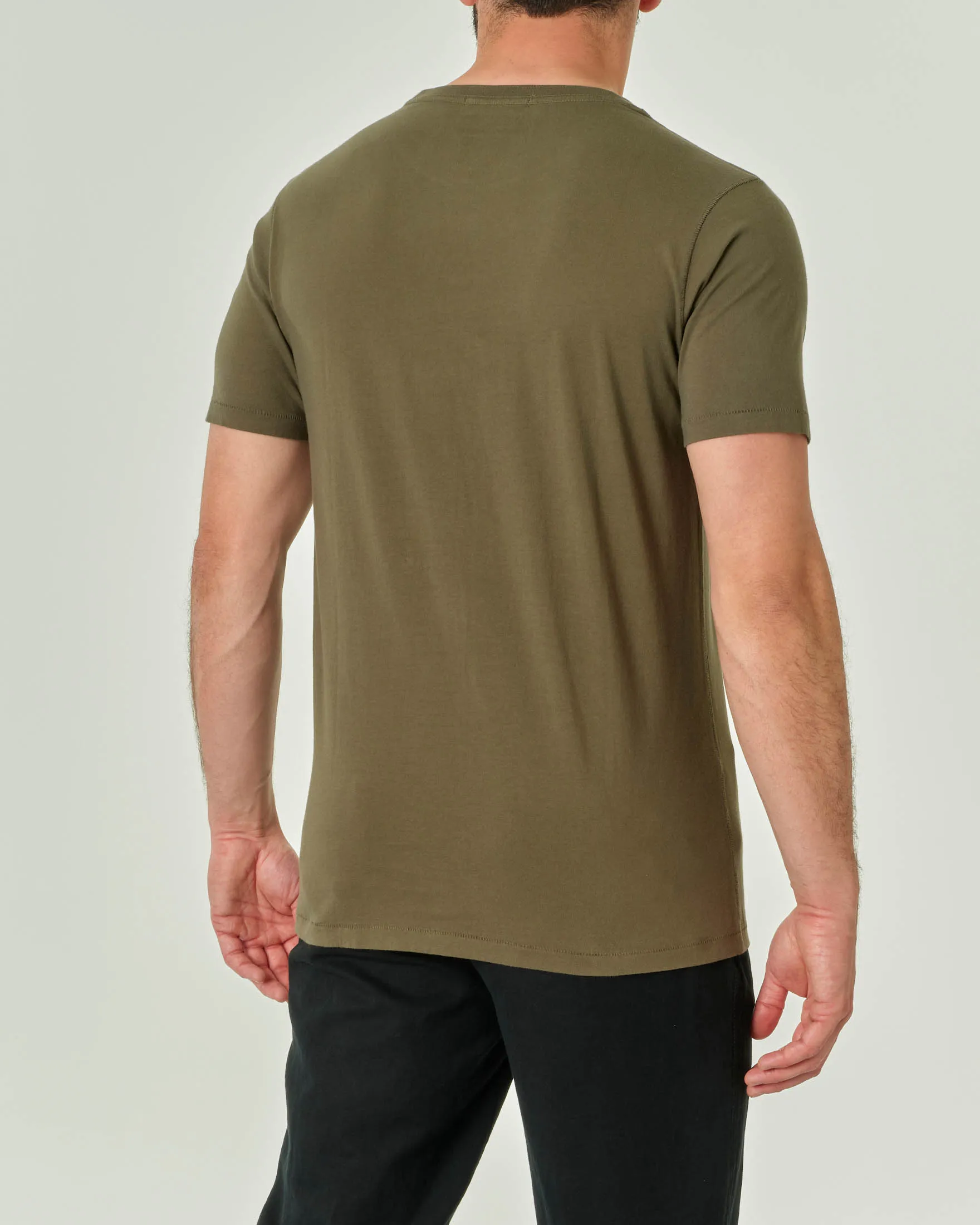 T-shirt mezza manica verde militare con taschino in pima cotton