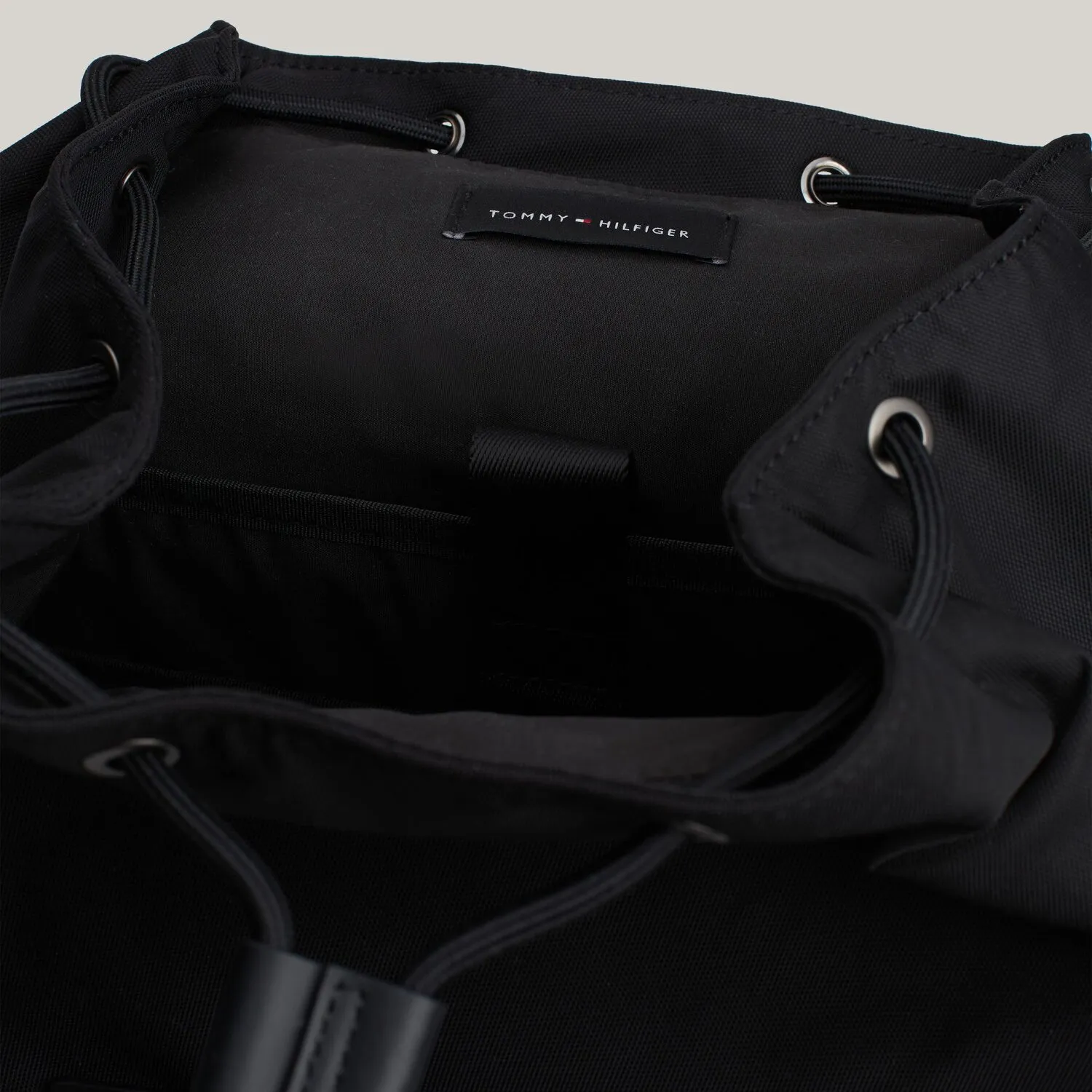 Tommy Hilfiger TH Casual Zaino 44 cm Scomparto per laptop