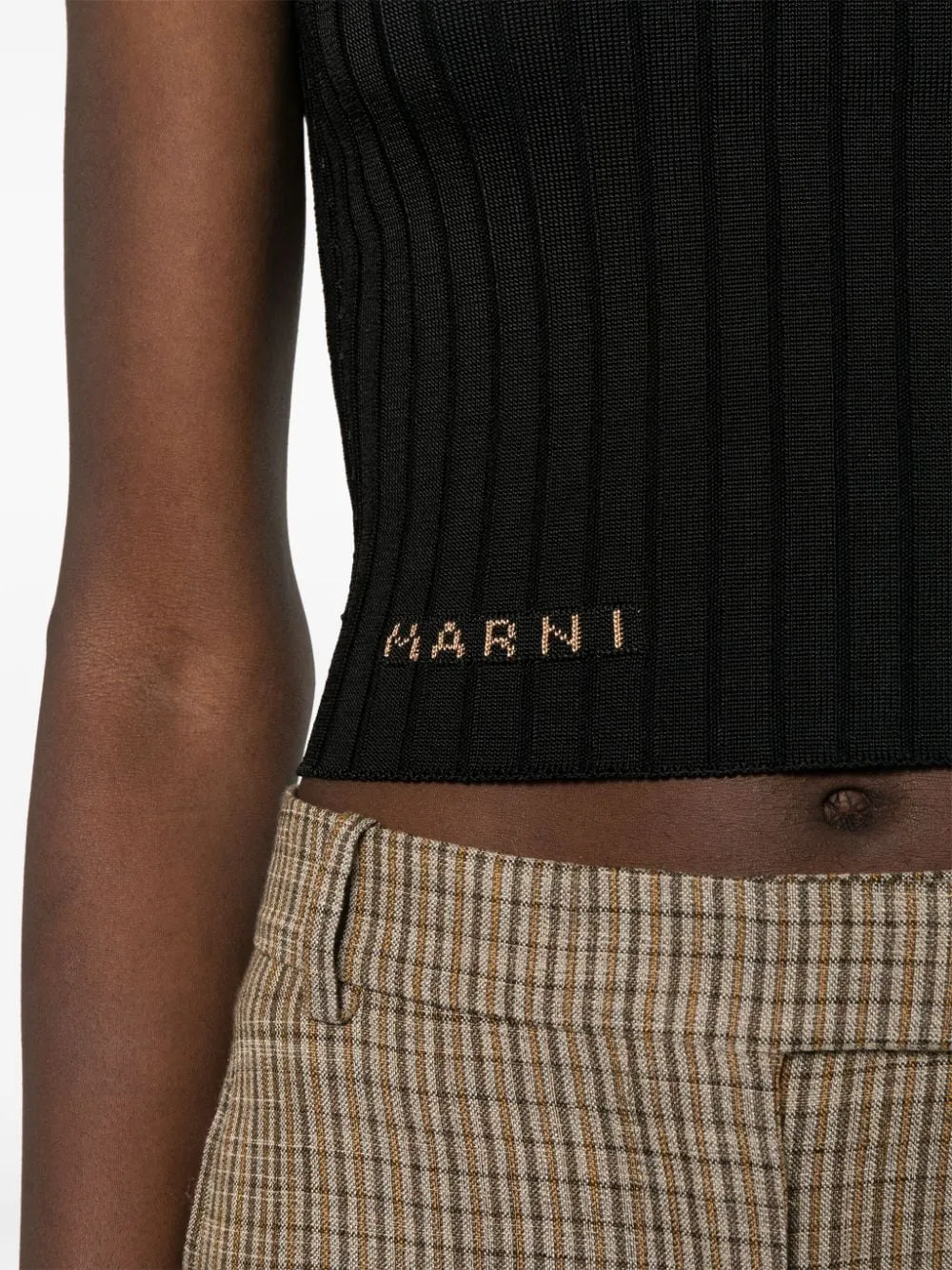 Top in maglia con scollo a v in nero - donna